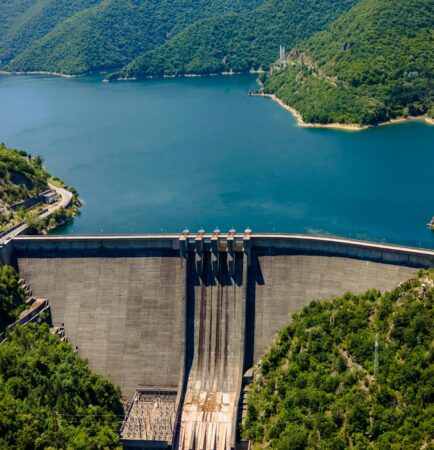 Represa construída em concreto