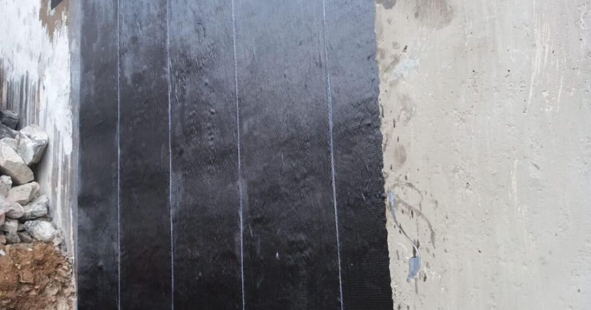 Parede reforçada com fibra de carbon